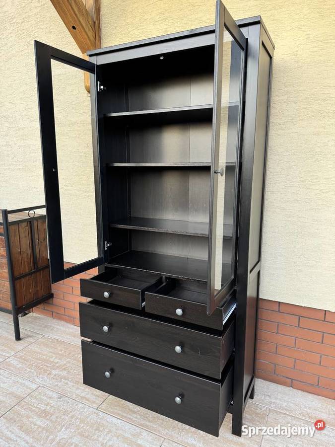 Witryna drewniana kredens Hemnes Ikea komoda Sulbiny