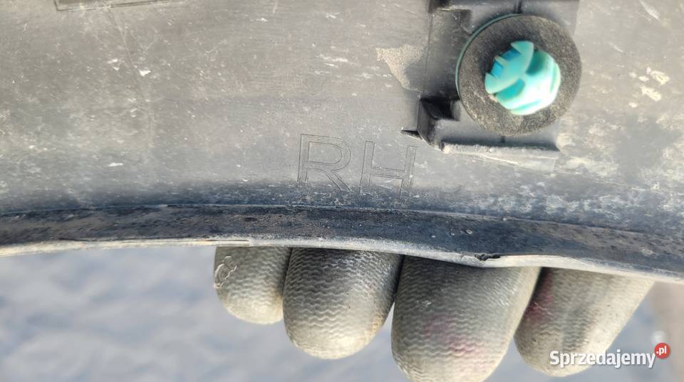 LISTWA BLOTNIKA PRAWA PRZOD MAZDA CX5 17 śląskie Ruda Śląska
