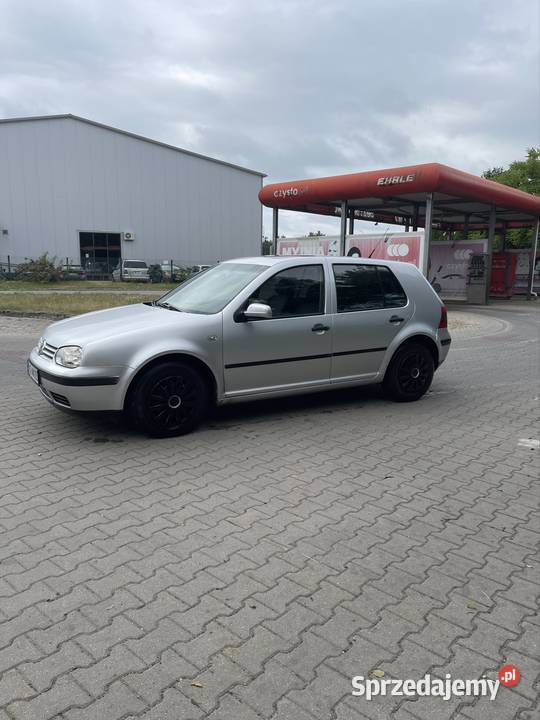 Volkswagen Golf 4 16 ładne sprawne auto Golf lubelskie Biłgoraj