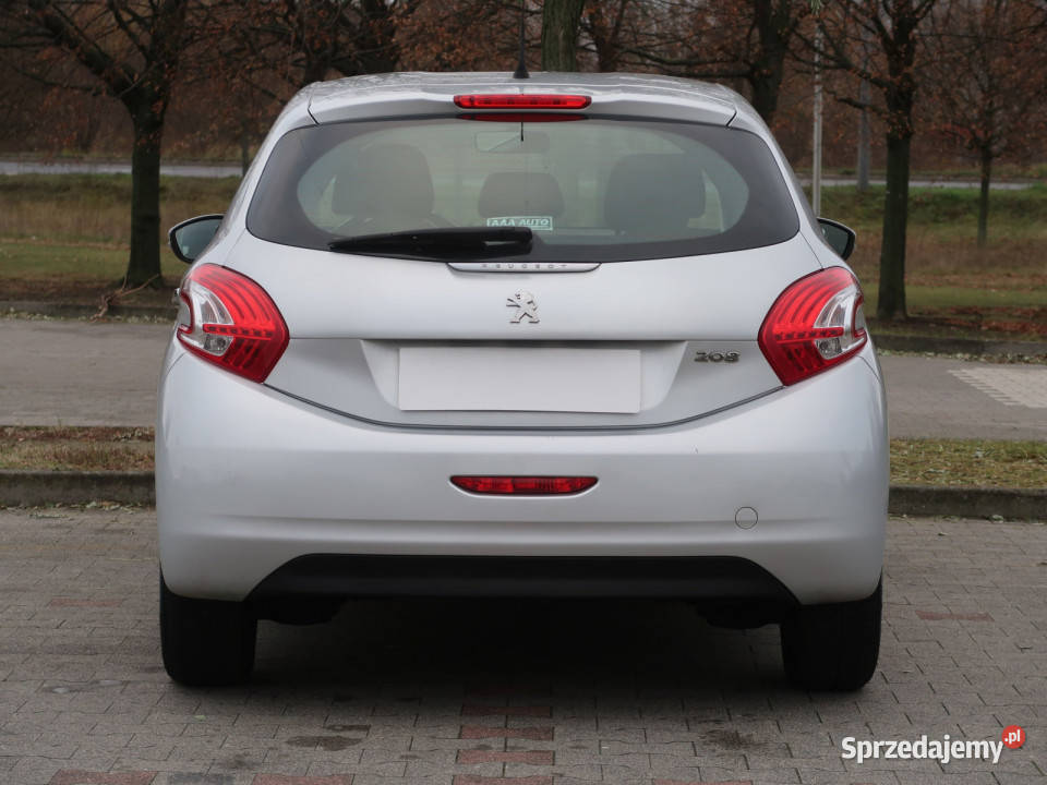 Peugeot 208 12 PureTech centralny zamek dolnośląskie Bielany Wrocławskie