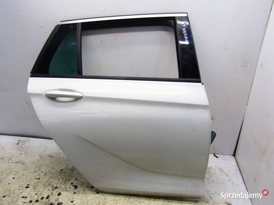 DRZWI TYLNE PRAWY TYŁ Z40R OPEL INSIGNIA B KOMBI lubelskie