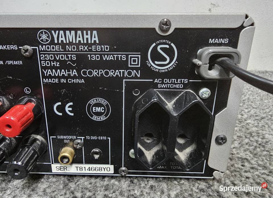 Amplituner STEREO Yamaha RXE810 Natural Sound