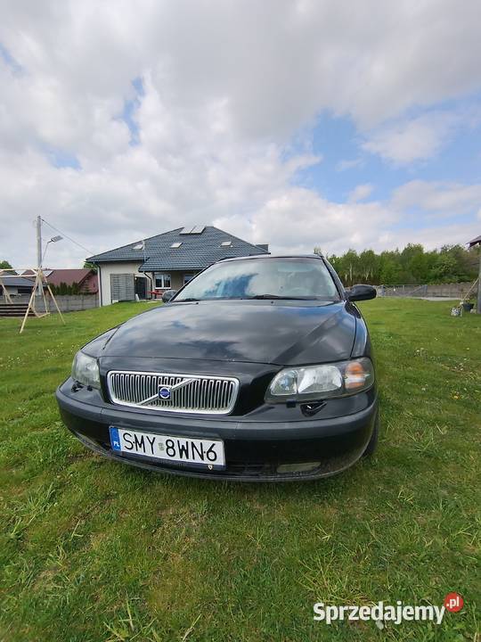 Volvo V70 uszkodzone zawieszenie prawy przód