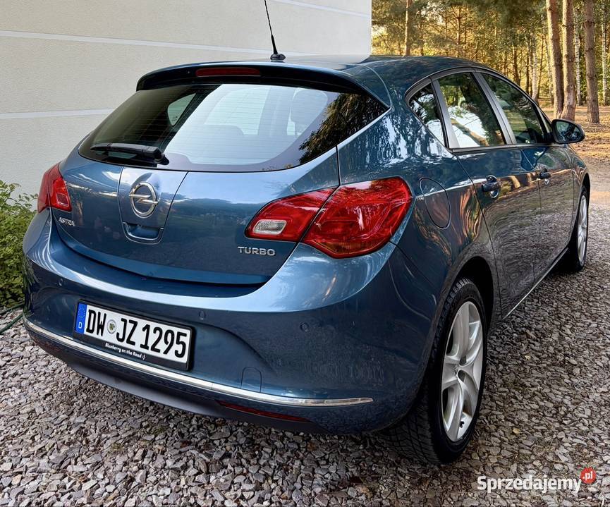 Opel Astra J 14t Polift Oryginalny lakier Płońsk