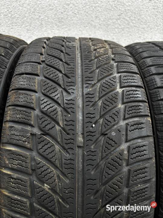 opony zimowe 20540 R17 2024r Nielisz
