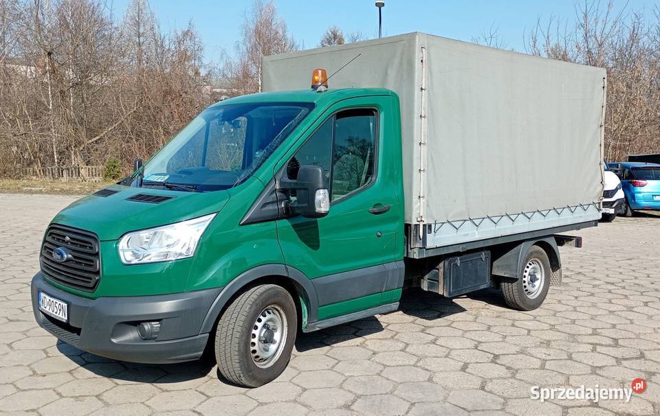 Ford Transit FT350 mały przebieg sprzedaje manualna
