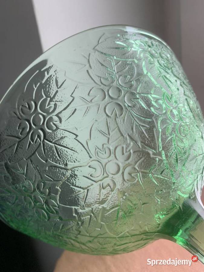 Zielona piękna Patera Huta Niemen wzór borówki P łódzkie