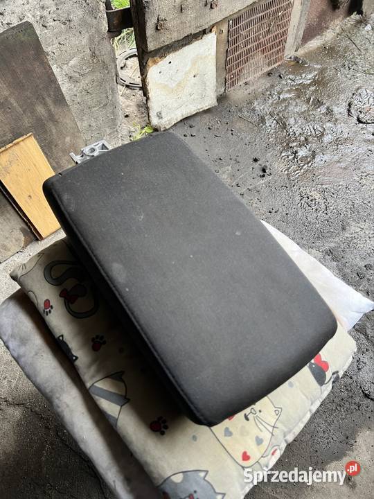 Podłokietnik Audi a6 c6 śląskie Dąbrowa Górnicza sprzedam