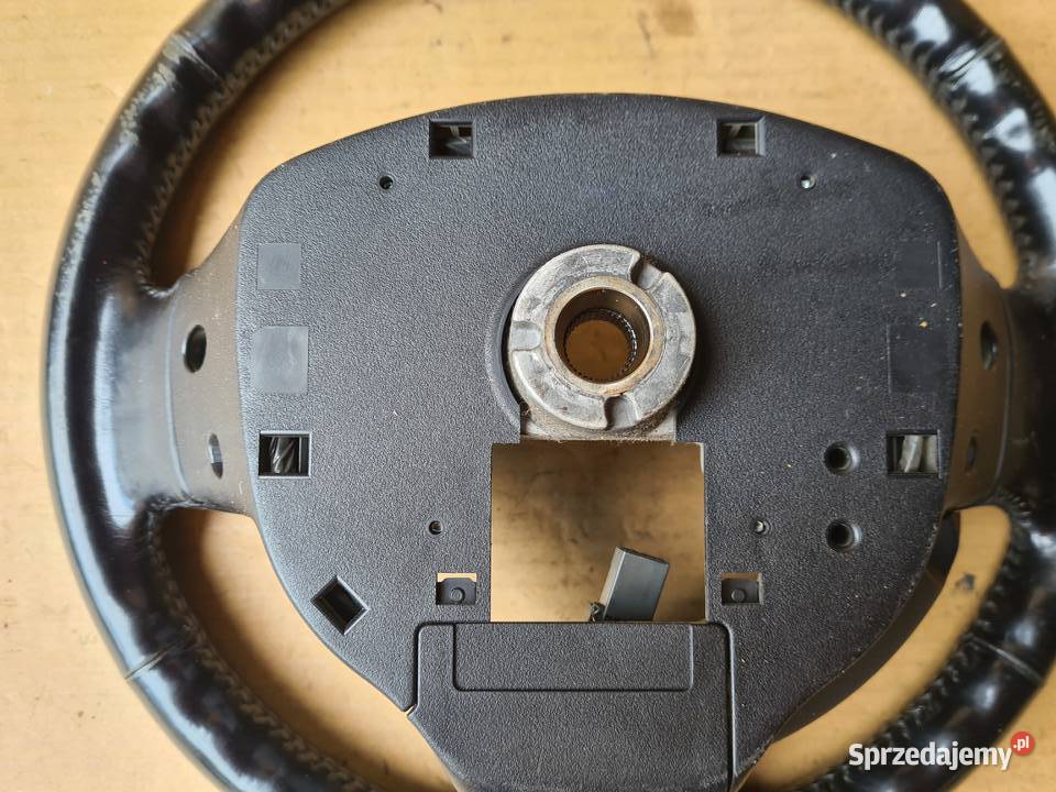 Mitsubishi Outlander kierownica skóra Kierownice Legnica