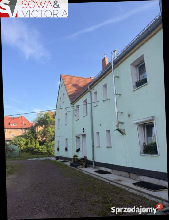 Mieszkaniegarażogródek garaż dolnośląskie Wałbrzych