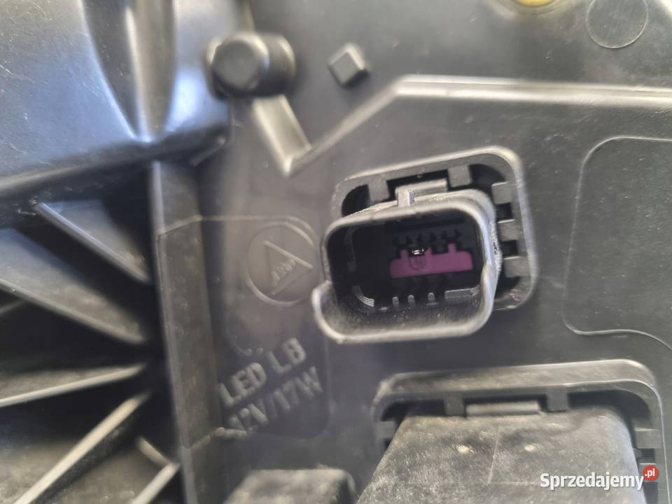 LAMPA LEWA Renault Clio IV LIFT PRZEDNIA lewy Rudka