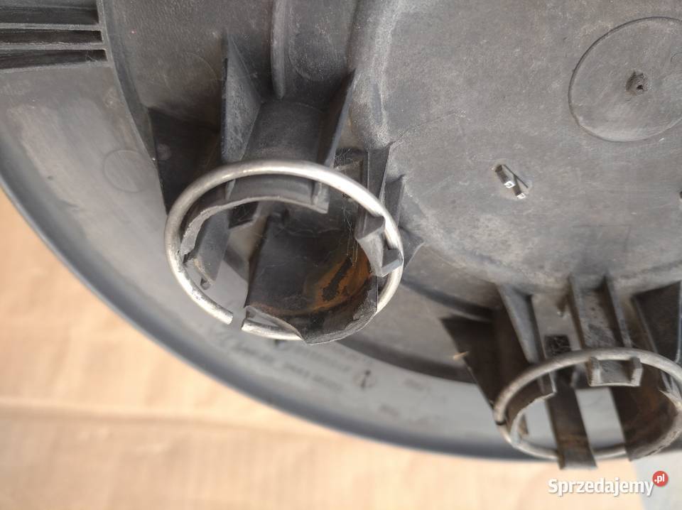 Dekielek kołpak Vivaro 8200069016 Chojnów