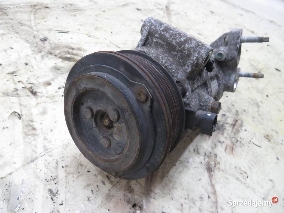 SPRĘŻARKA KLIMATYZACJI FORD FIESTA MK8 10