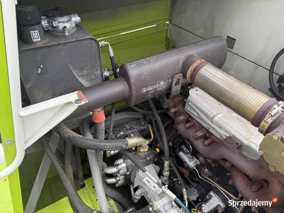 Kombajn zbożowy Claas Avero 240 APS podlaskie Zambrów