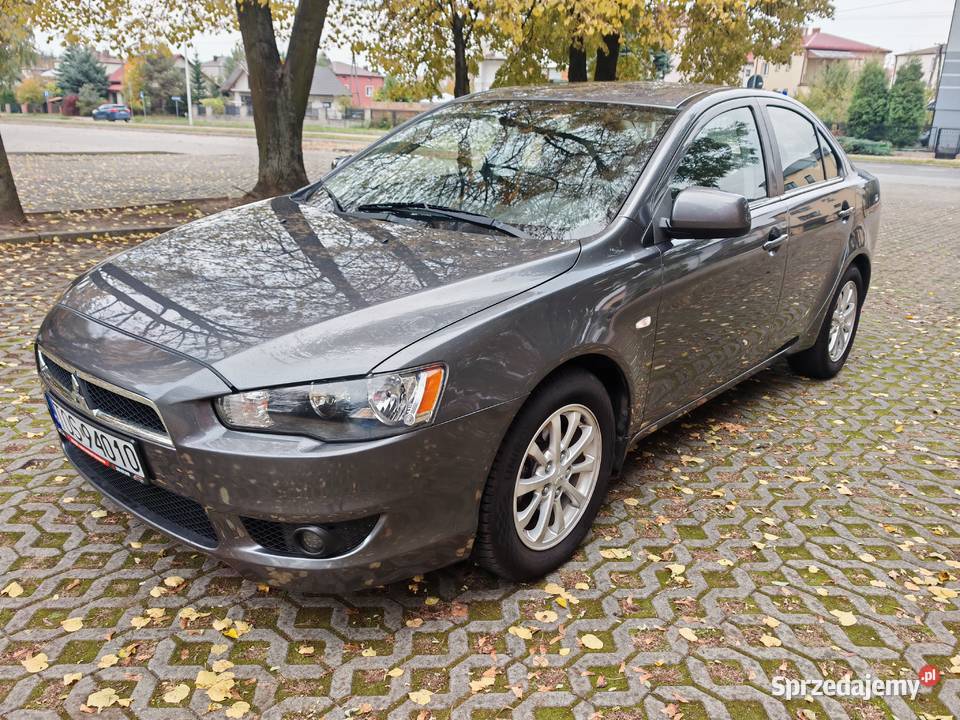 Mitsubishi Lancer IX sedan 16 benzyna MIVEC klimatyzacja Ostrowiec Świętokrzyski