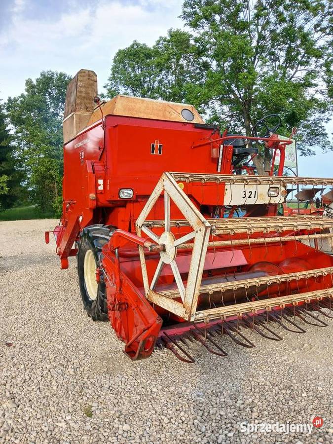Kombajn Zbożowy International 321 z Niemiec Nowy Korczyn