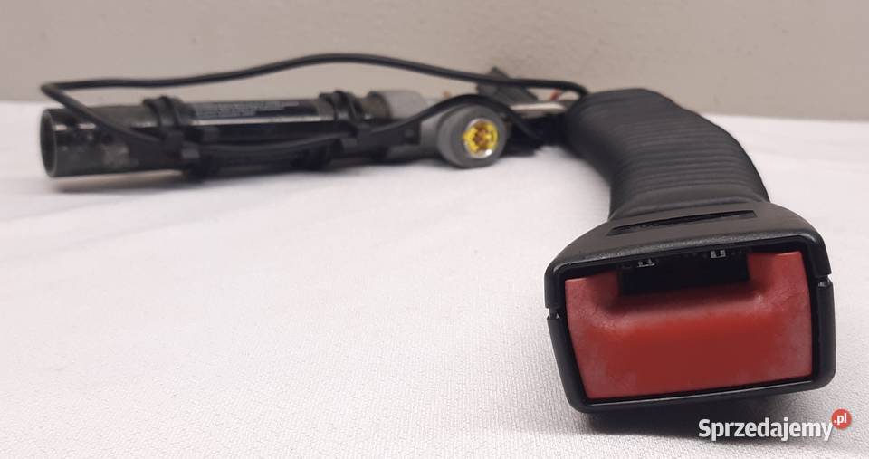 ZAPINKA NAPINACZ PASA PRAWY PRZÓD BMW E60 E61 Mielęcin