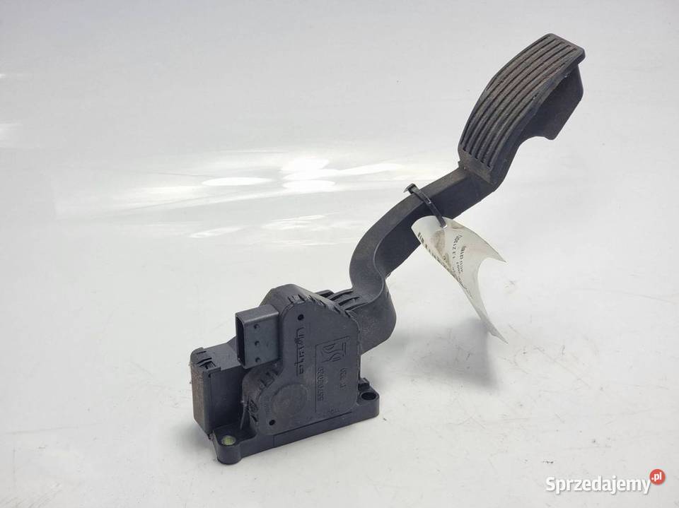PEDAŁ OPEL CORSA D 55702020 kujawsko-pomorskie Lipno sprzedam