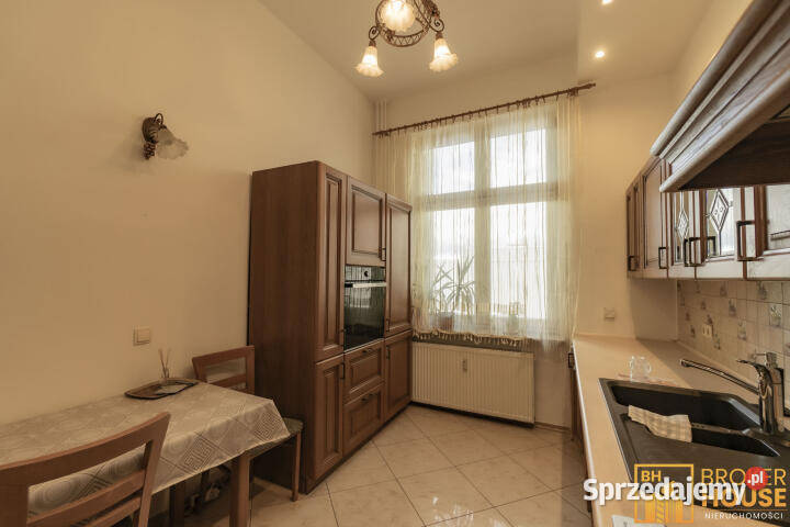 sprzedaży mieszkania Opole 1 Maja 50m 2 pok