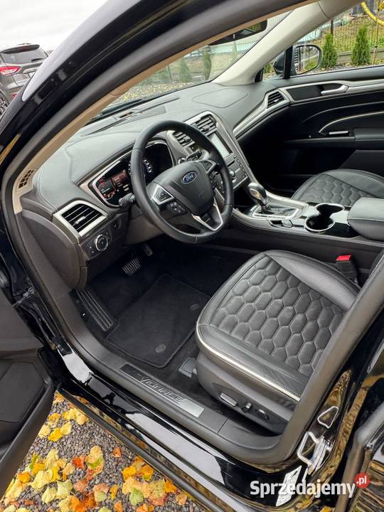 Sprzedam Ford Mondeo Vignale 2018r autoalarm