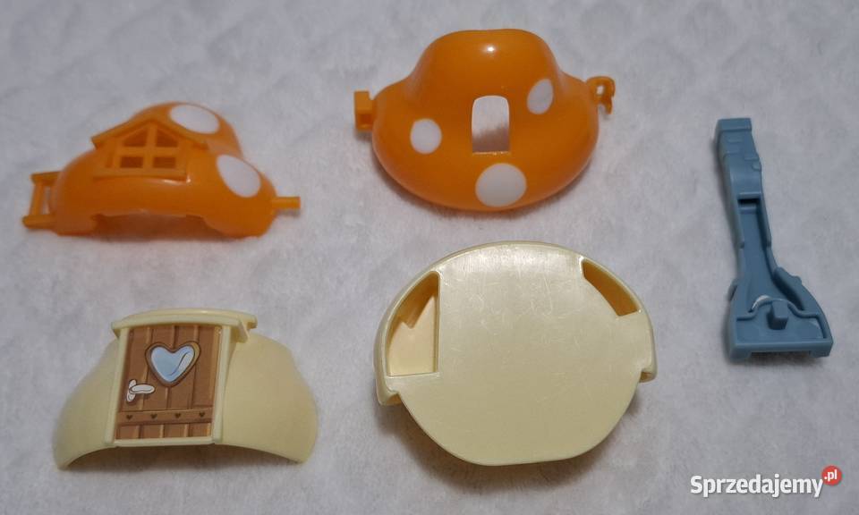 Domek Smerfów grzybek smerfny muchomorek Kinder Pozostałe Czeladź