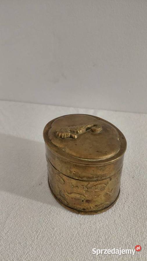 szkatułka mosiężna z konikiem morskim Krzykawa