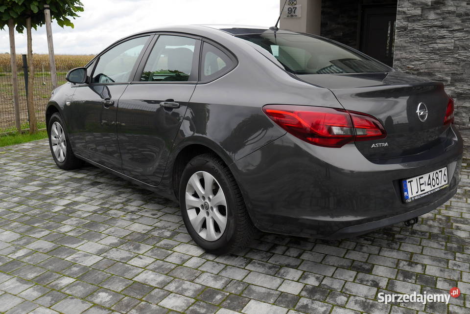 Opel astra II właściciel Z polskiego salonu 100 Samochody osobowe Słomniki sprzedam