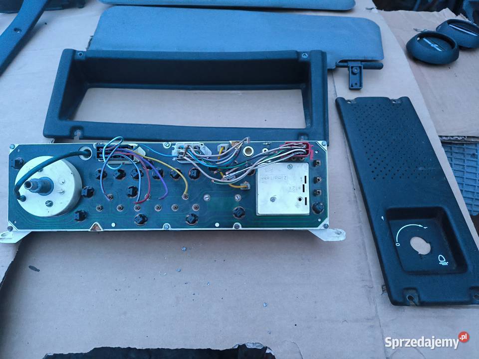 Lublin 1 podsufitka licznik daszki półka panel dostawcze Tapicerki samochodowe Stalowa Wola