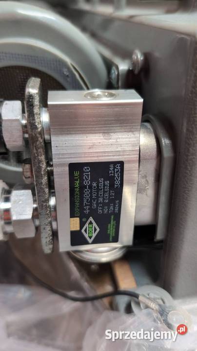 PAROWNIK klimatyzacji UNIWERSALNY DACHOWY 12V Zamość sprzedam