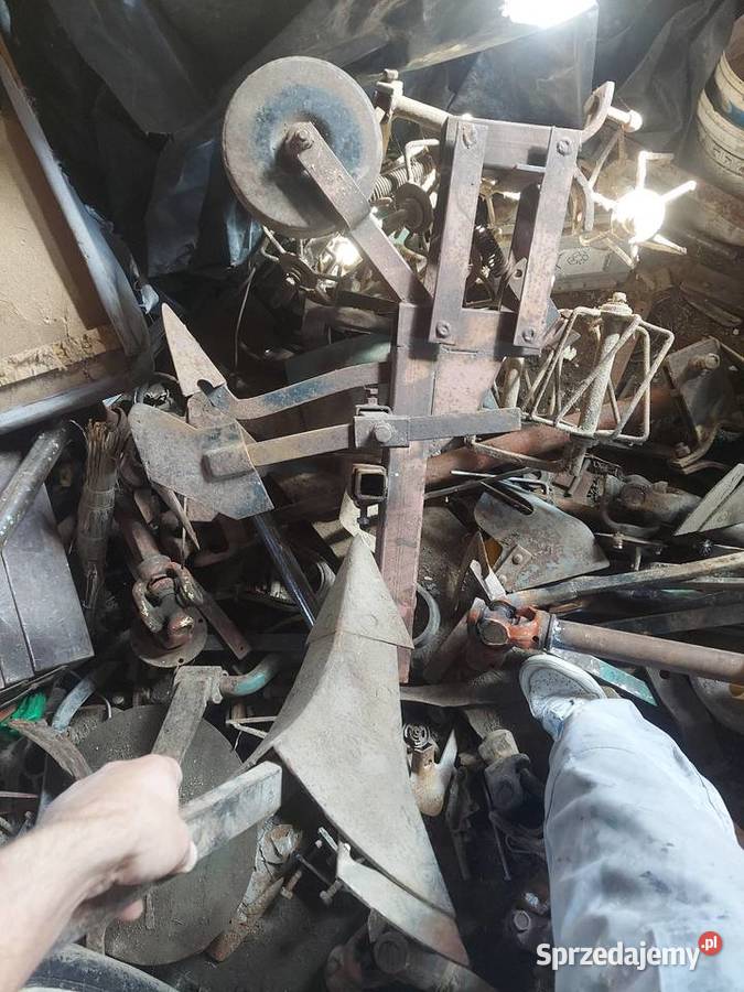 Sekcje obsypnika pola kompletne nieuszkodzony Obsypniki i pielniki Blizne