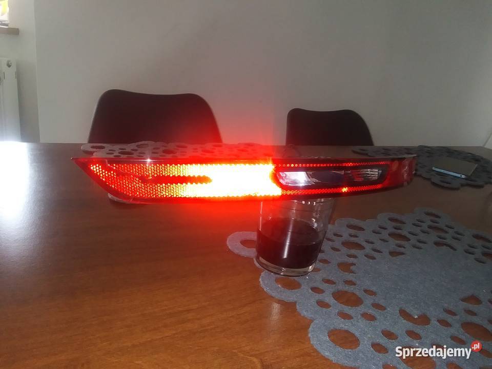 Lampa zderzaka tyl lewa PORSCHE MACANE sprzedam