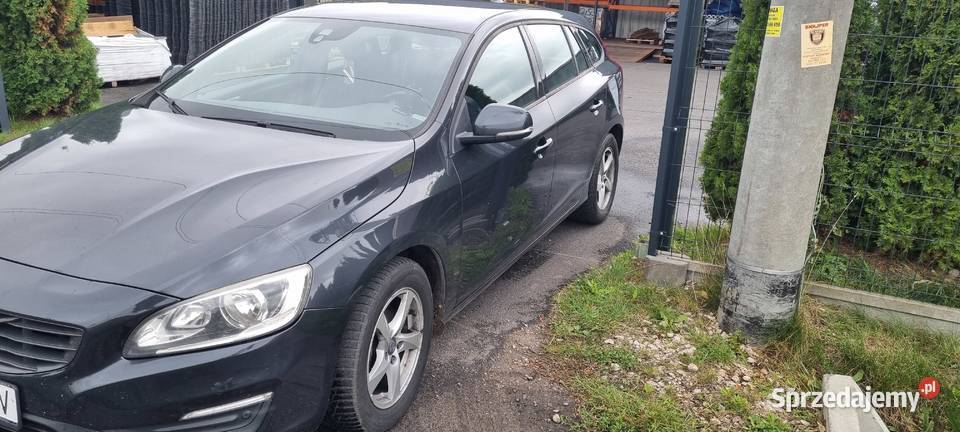 Sprzedam volvo v60 d3 2015 150 kw Błonie