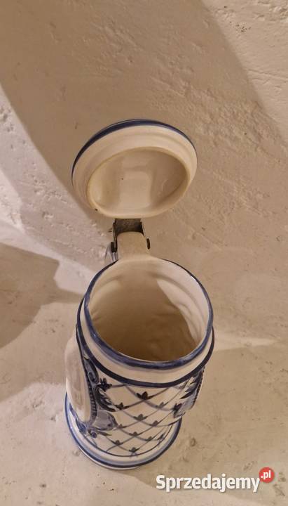 Stary kufel z ceramiki z kobaltowym ręcznie Antyki lubelskie