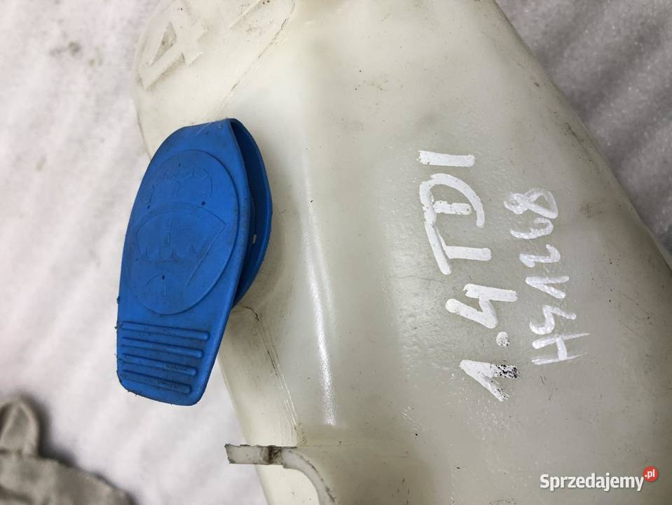 ZBIORNICZEK SPRYSKIWACZY VOLKSWAGEN GOLF III