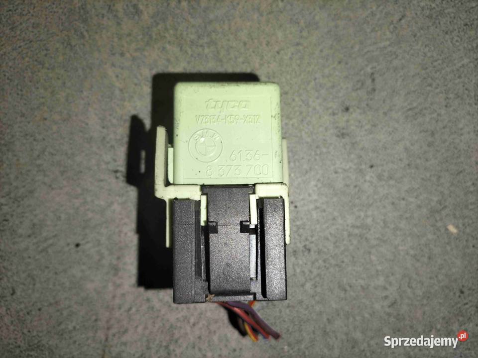 Przekażnik zielony BMW E32 E31 E34 E60 E61 E65 osobowe Motoryzacja Poręba