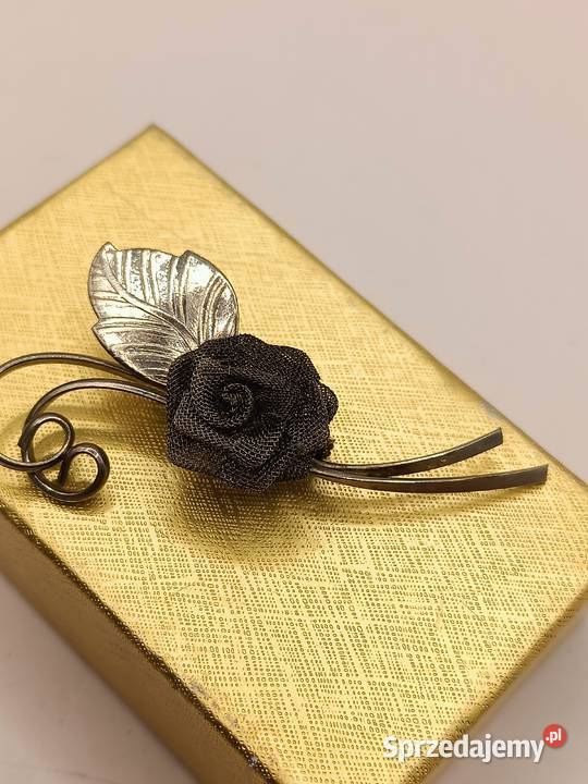 BIŻUTERIA BROSZKA PIĘKNA CZARNA RÓŻA Dla kobiet Moda i Styl Zamość sprzedam