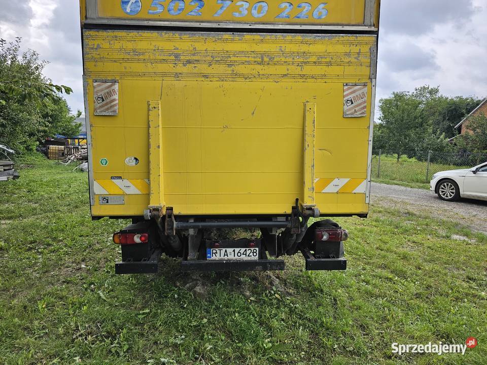RENAULT MIDLUM 220 KONTENER WINDA 8 m EURO4 Tarnobrzeg