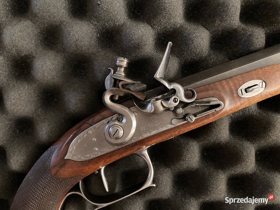 Pistolet skałkowy Le Page produkcji Pedersoli