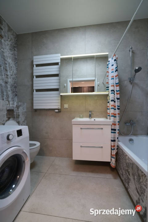 Mieszkanie w centrum do wynajecia 2pokojowe 3 piętra i więcej