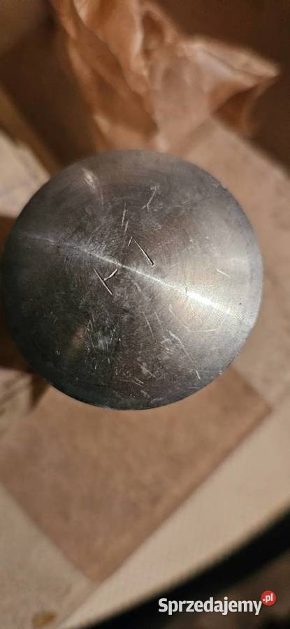 NowyFabryczny ZMDTłok z sygnaturą do Barlinek