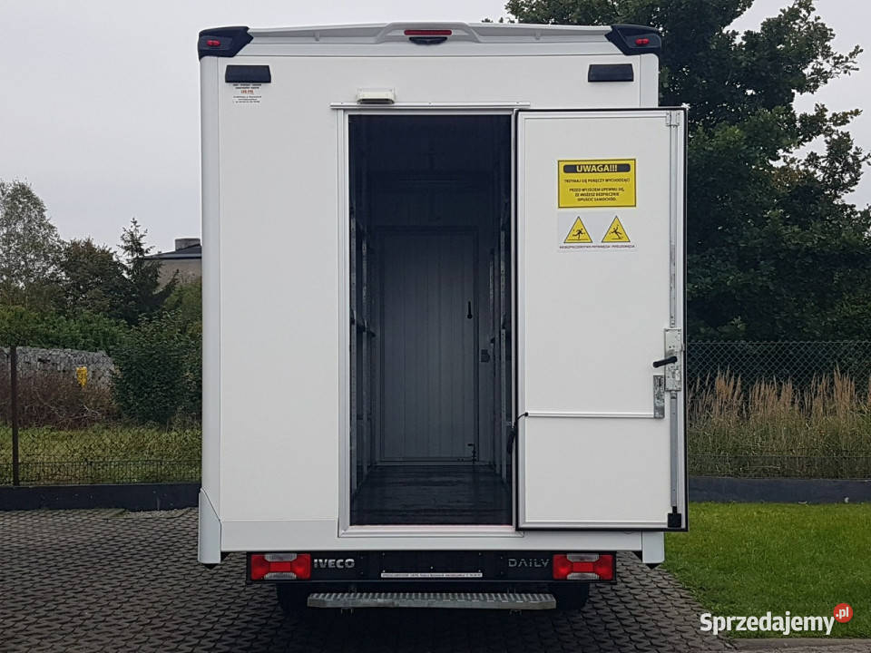 Iveco Daily KONTENER NISKOPODŁOGOWY 443x223x242 Poręba