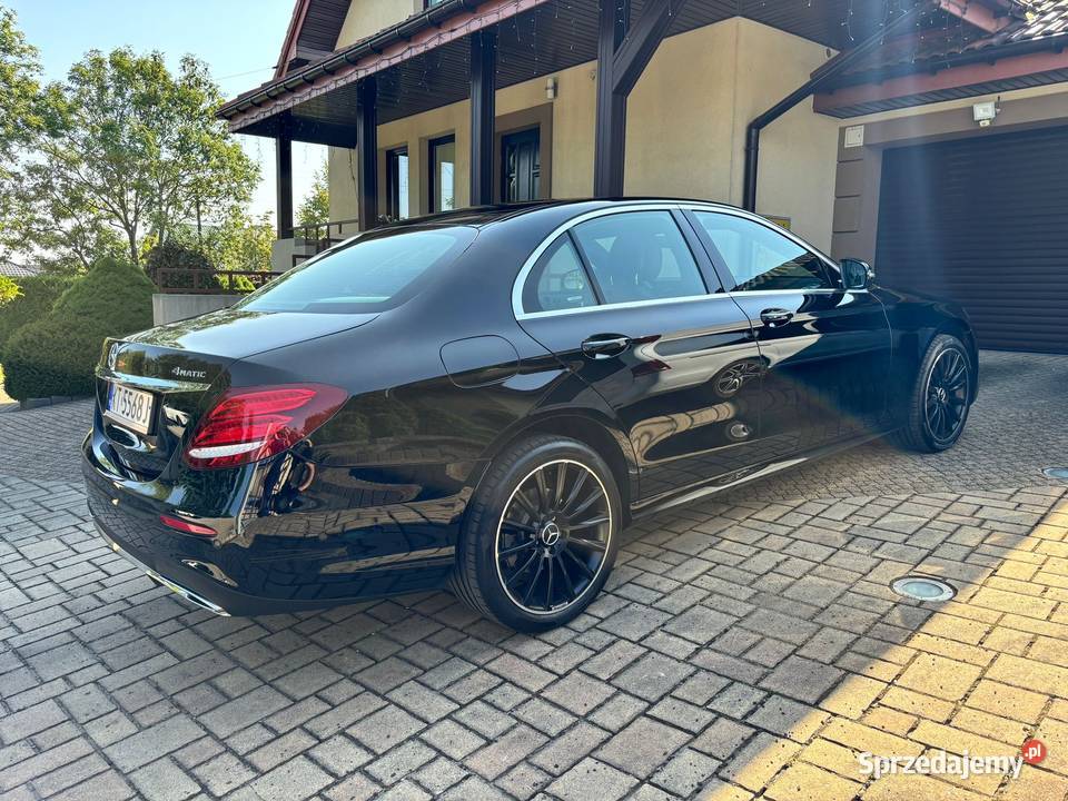 MercedesBenz Klasa E 220 d 4Matic 4X4 Salon serwisowany w ASO Klasa E Tarnów