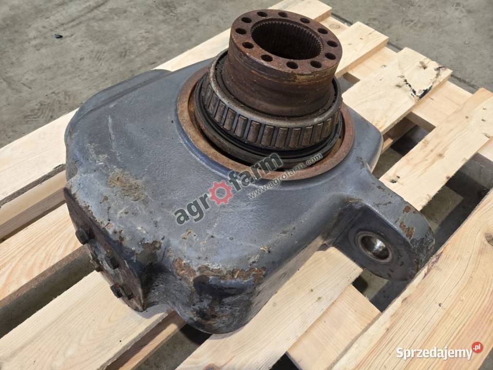 Zwrotnica prawa Fendt 936 939 922 930 927 Układ kierowniczy i oś przednia