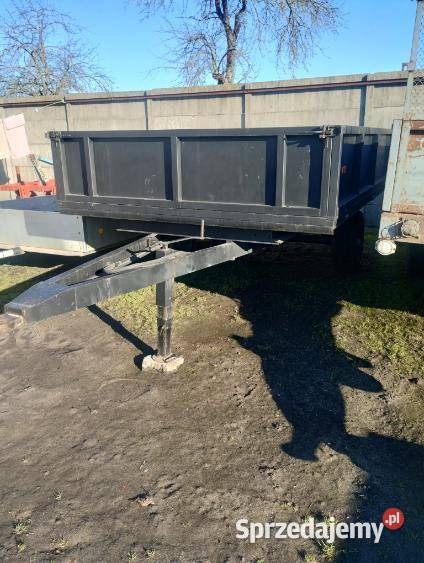 Przyczepa jednoosiowa wywrotka na trzy strony nieuszkodzony świętokrzyskie Mnichów sprzedam