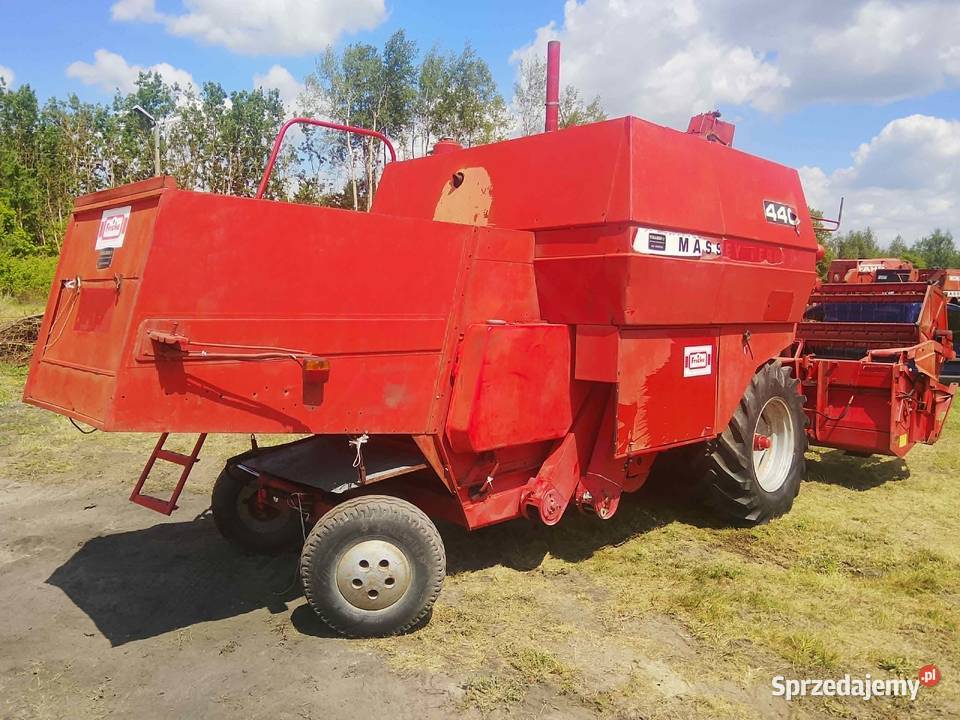 Kombajn zbożowy Massey Ferguson 440 oryginał mazowieckie Skaryszew sprzedam