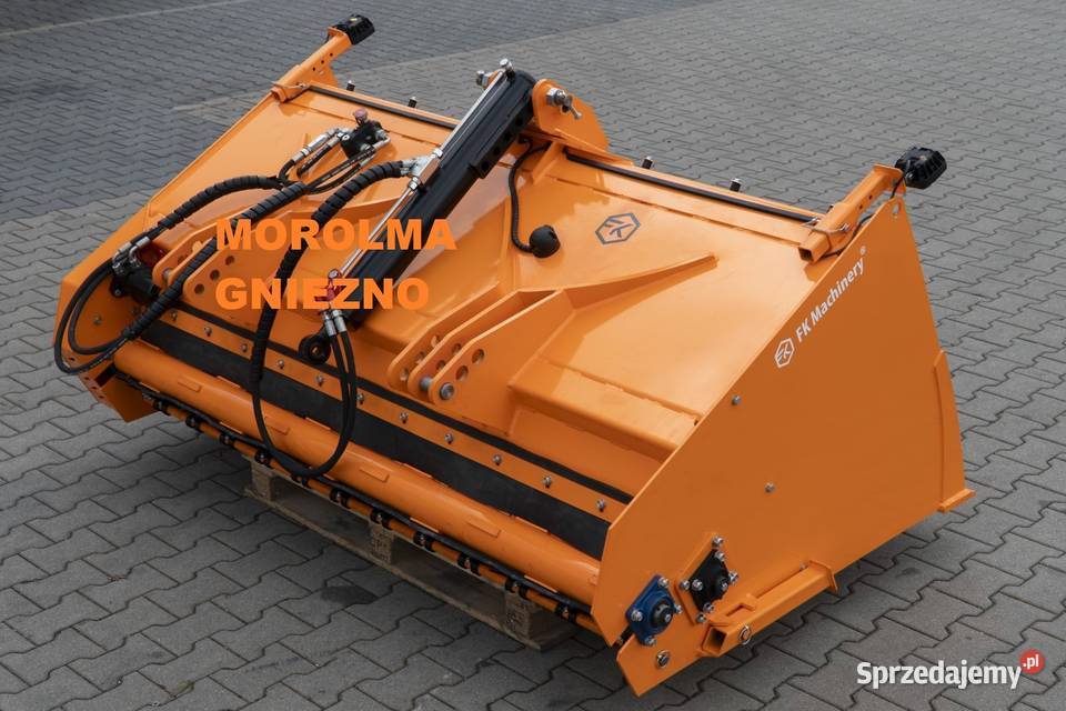 Piaskarka solarka komunalna posypywarka Olsztyn