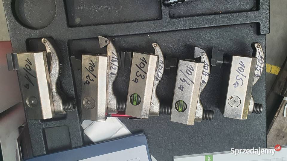 Łapy mocujące podwyższenia klamry opolskie