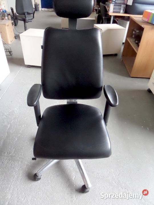 Fotel obrotowy Martela Onda czarna skóra Michałowice