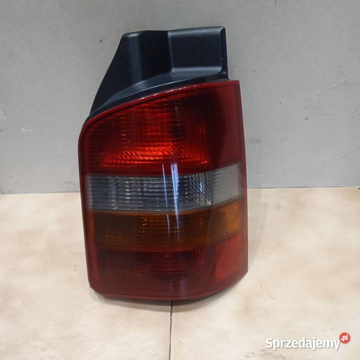 VW T5multivan lampa tylna prawa orginal wersja Oświetlenie Wrocław sprzedam