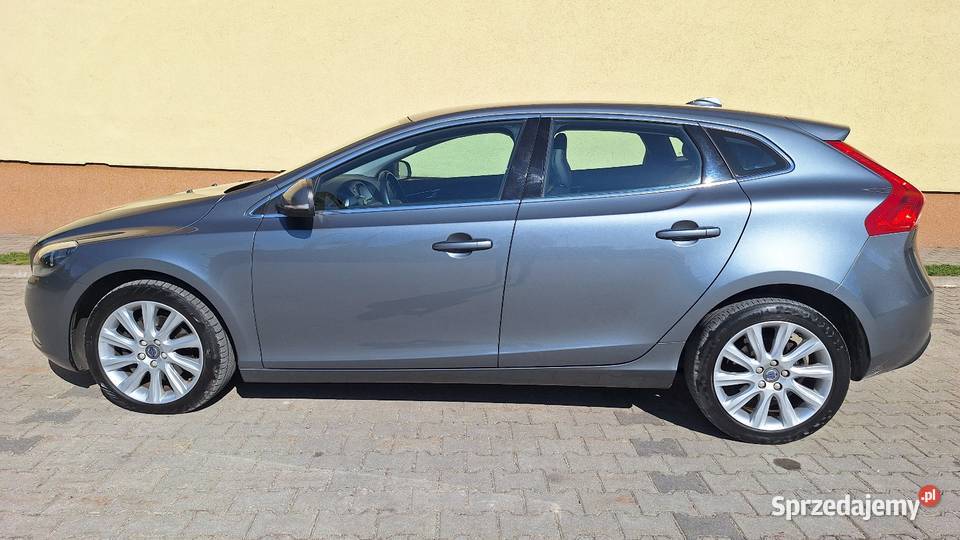 Volvo V40 20 diesiel Zamość